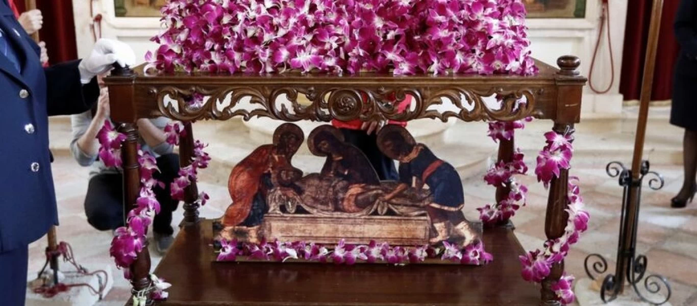 Η Αστυνομία σταμάτησε το προσκύνημα του Επιταφίου στον Άγιο Χριστόφορο στο Πικέρμι